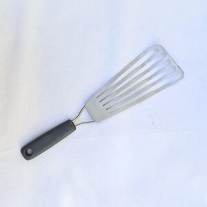 OXO | Stainless Steel Elongated Fish Turner Spatula Rubber Handle